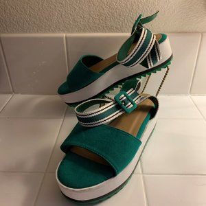 Rouge Helium Suade Wedge Sandal